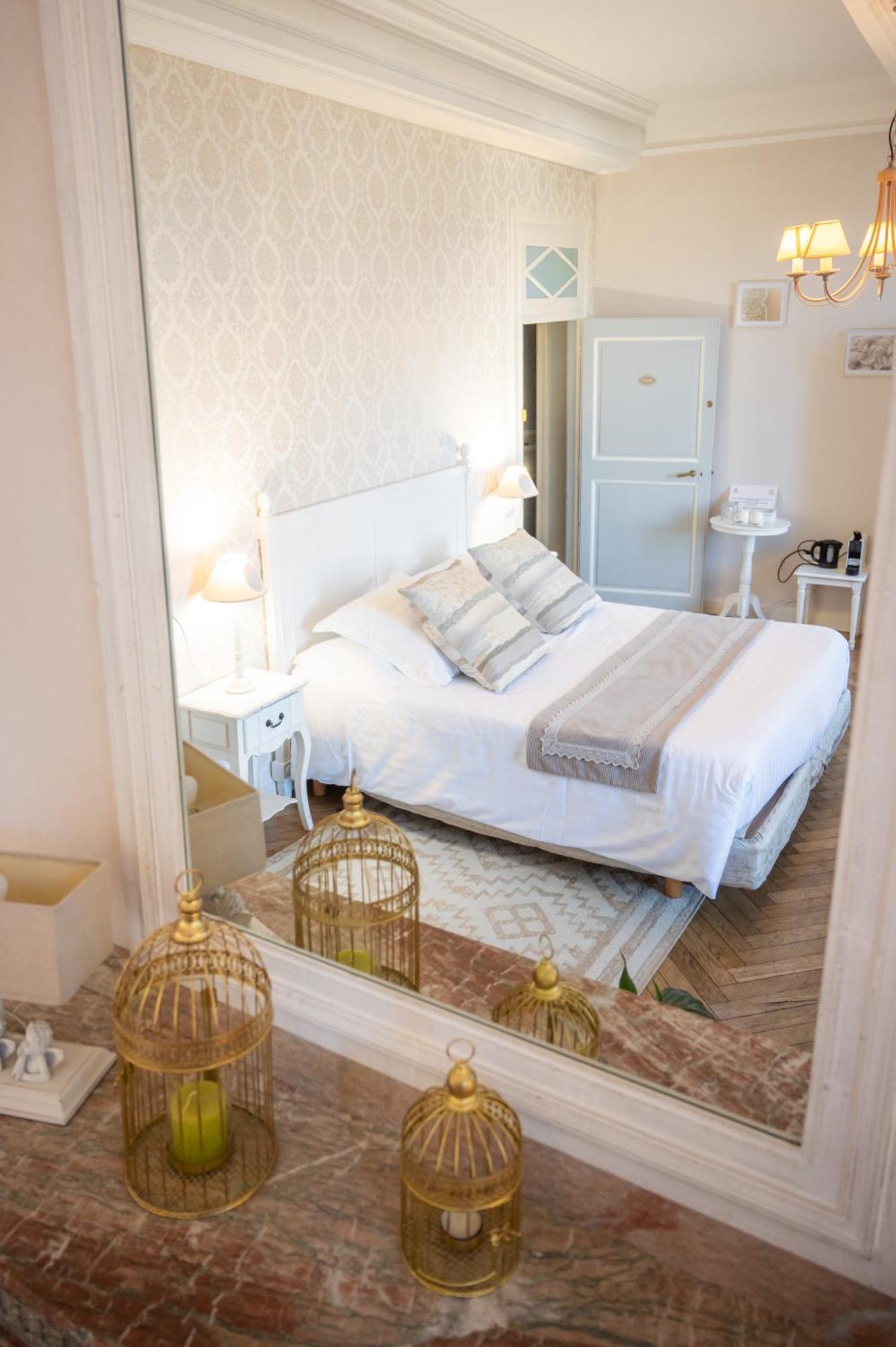 Maison D'Hotes "Les Jardins De Mazamet" Экстерьер фото