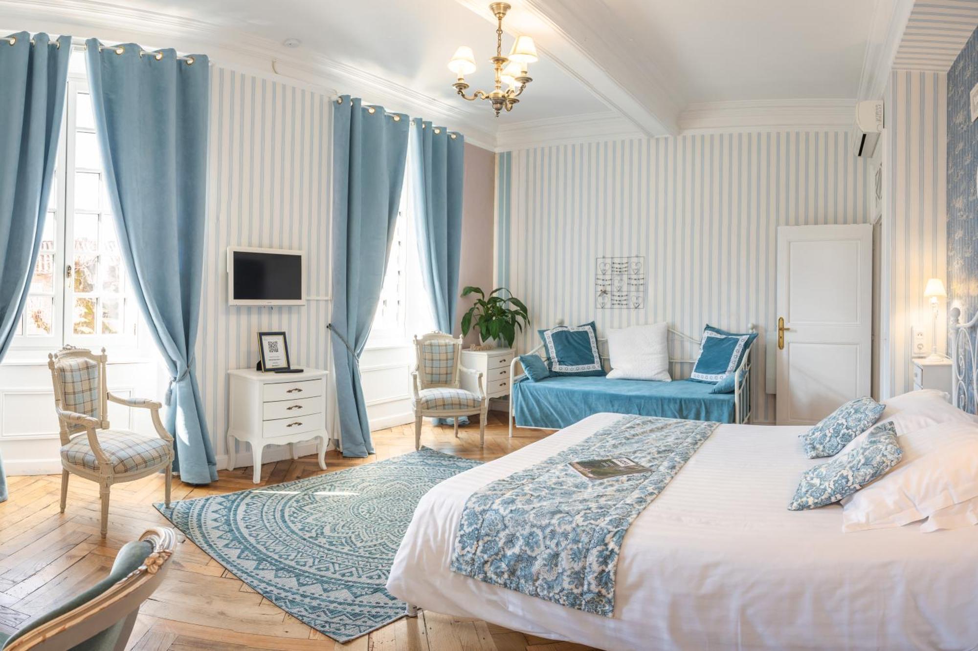 Maison D'Hotes "Les Jardins De Mazamet" Экстерьер фото